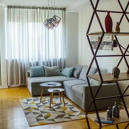Duplex Apartment *